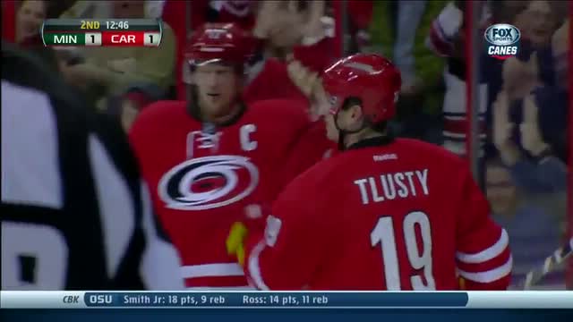 Jiri Tlusty puts one in to take the lead