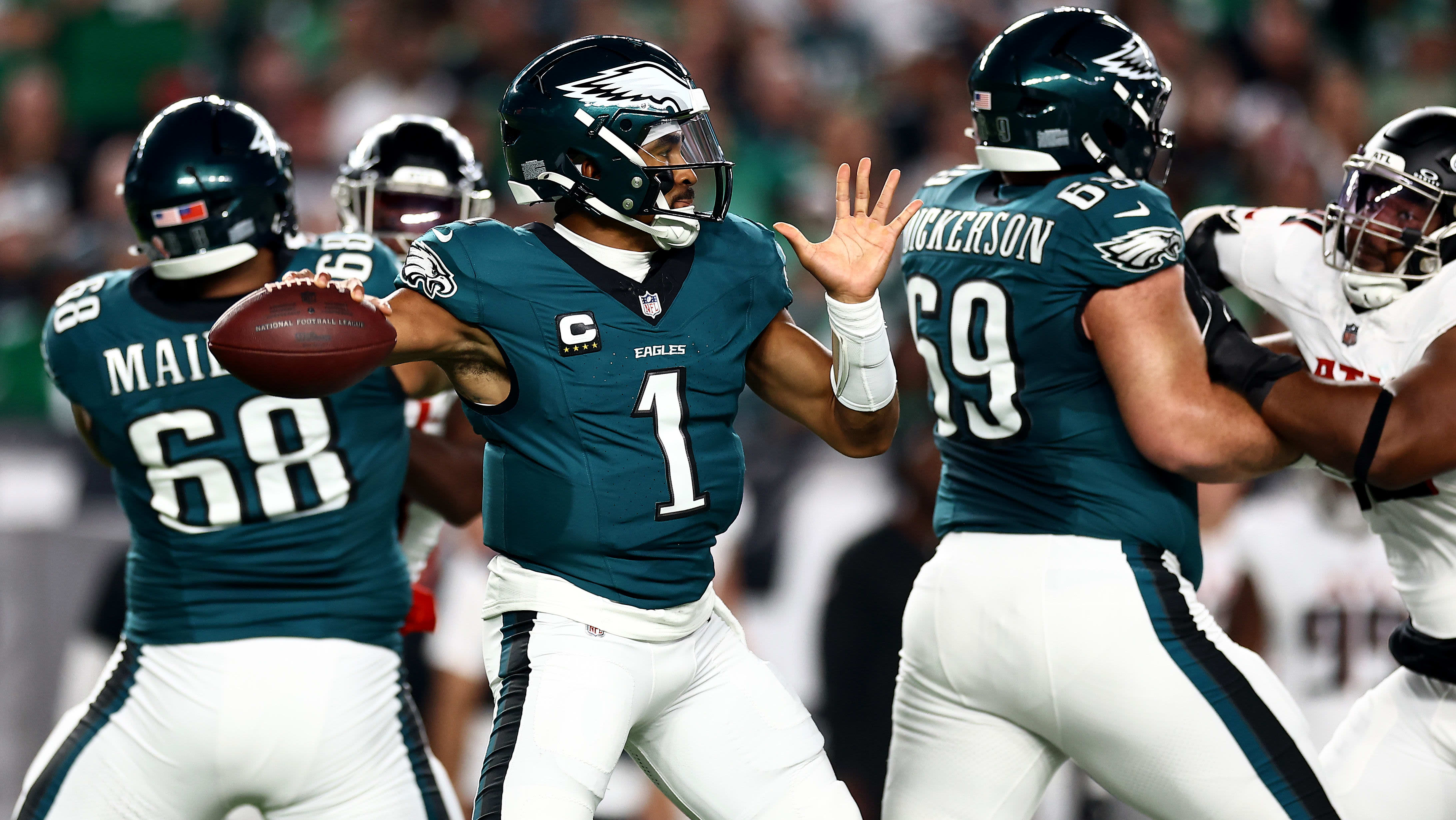 Live updates: Hurts leads Eagles to first TD vs. Falcons