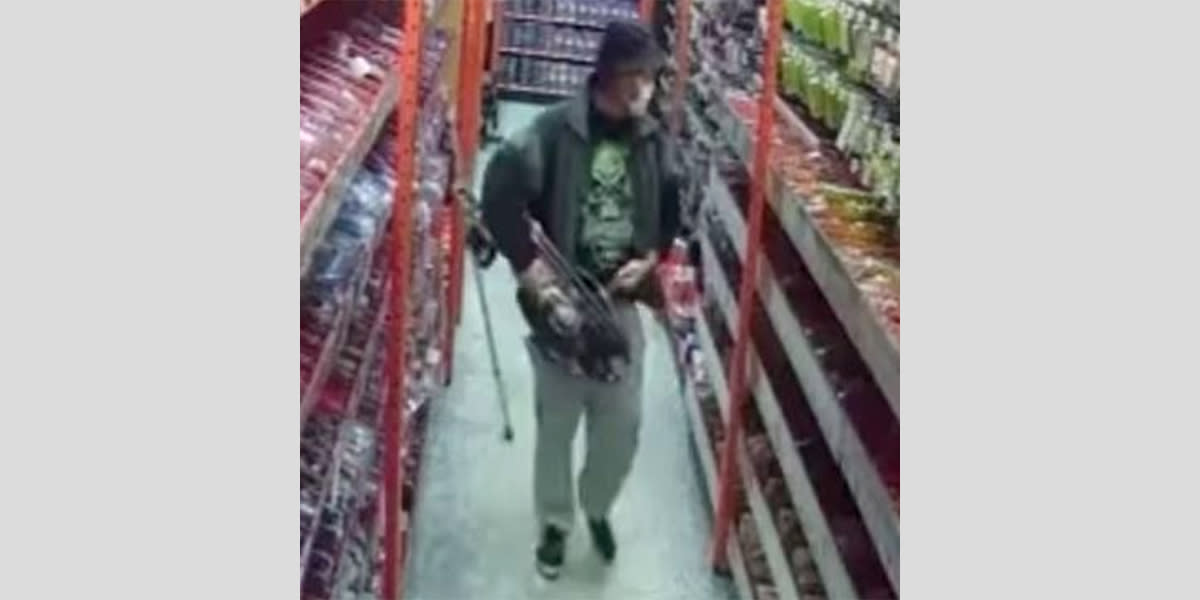 Florida man accused of stealing crossbow by stuffing it down pants