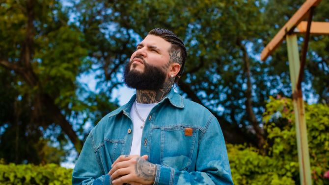 Farruko's 'Pepas' Lyrics Translated Into English – Billboard