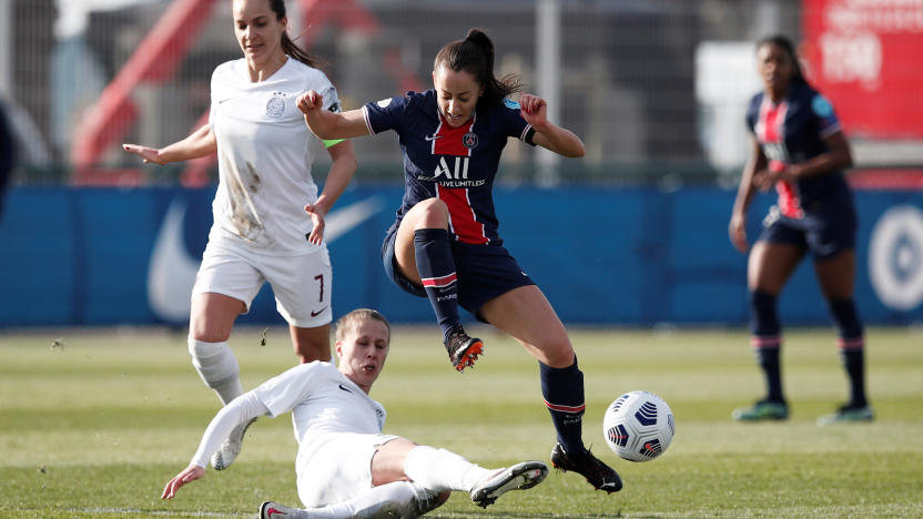 Soccer Football - Women's Champions League - Round of 16 First Leg - Paris St Germain v Sparta Prague - Georges Lefevre Stadium, Saint-Germain-en-Laye, France - March 9, 2021  Paris St Germain's Luana in action with Sparta Prague's Eliska Sonntagova and Lucie Martinkova  REUTERS/Benoit Tessier