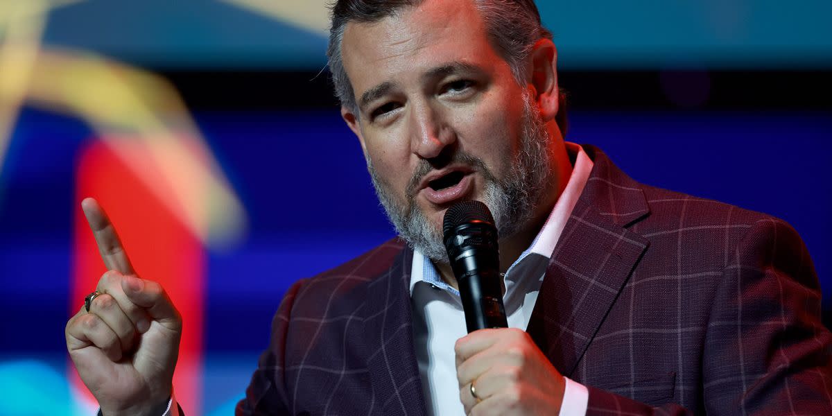 Ted Cruz Makes Crass Crack About Gender Pronouns, Met With Cheers