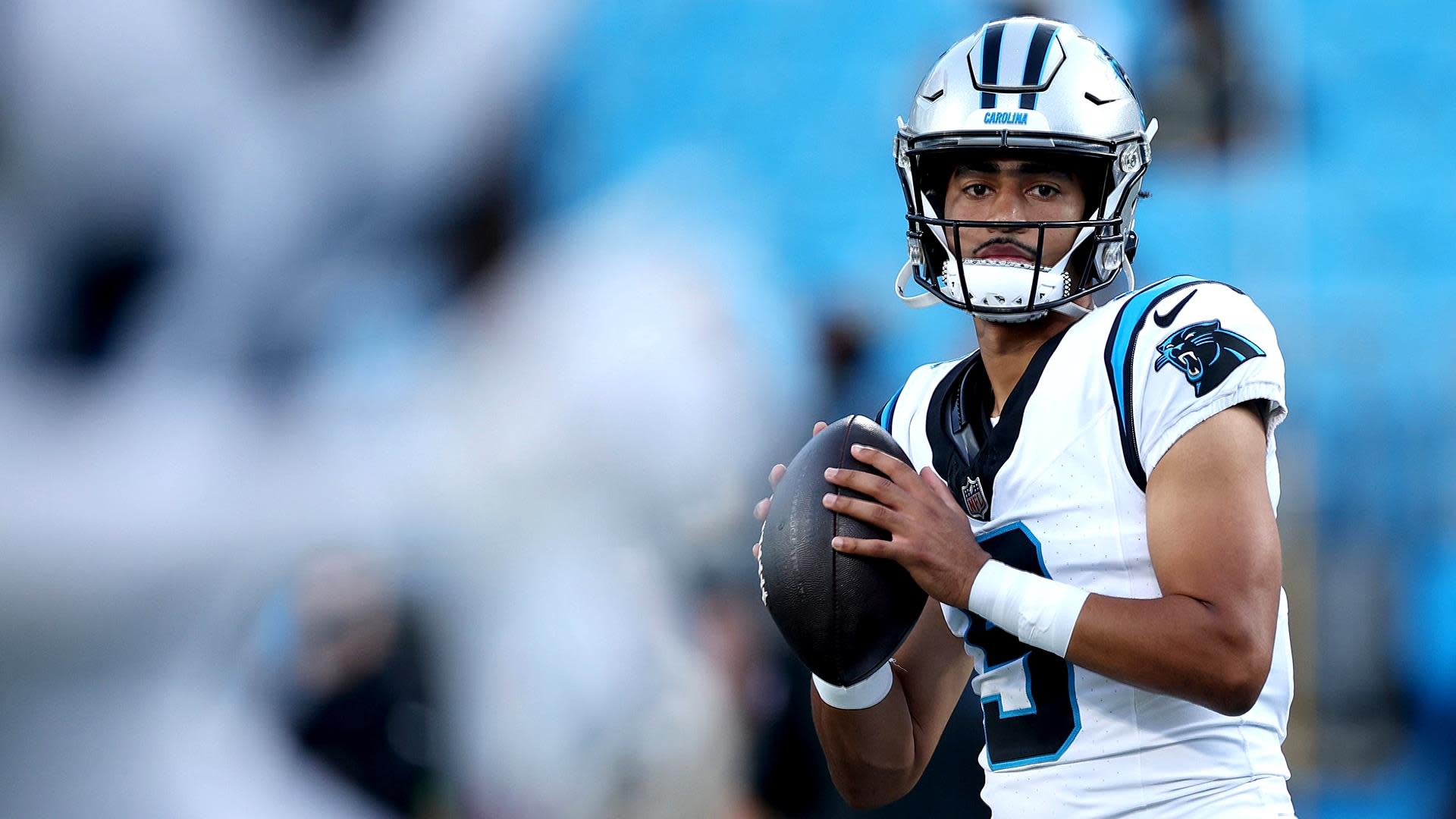 LOOK: Panthers' Derrick Brown confronts Michael Thomas in tunnel