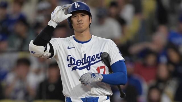 Inside the controversy of Ohtani's first Dodger HR