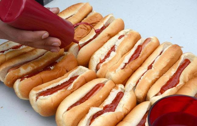 20-year-old student dies after hot dog swallowing contest