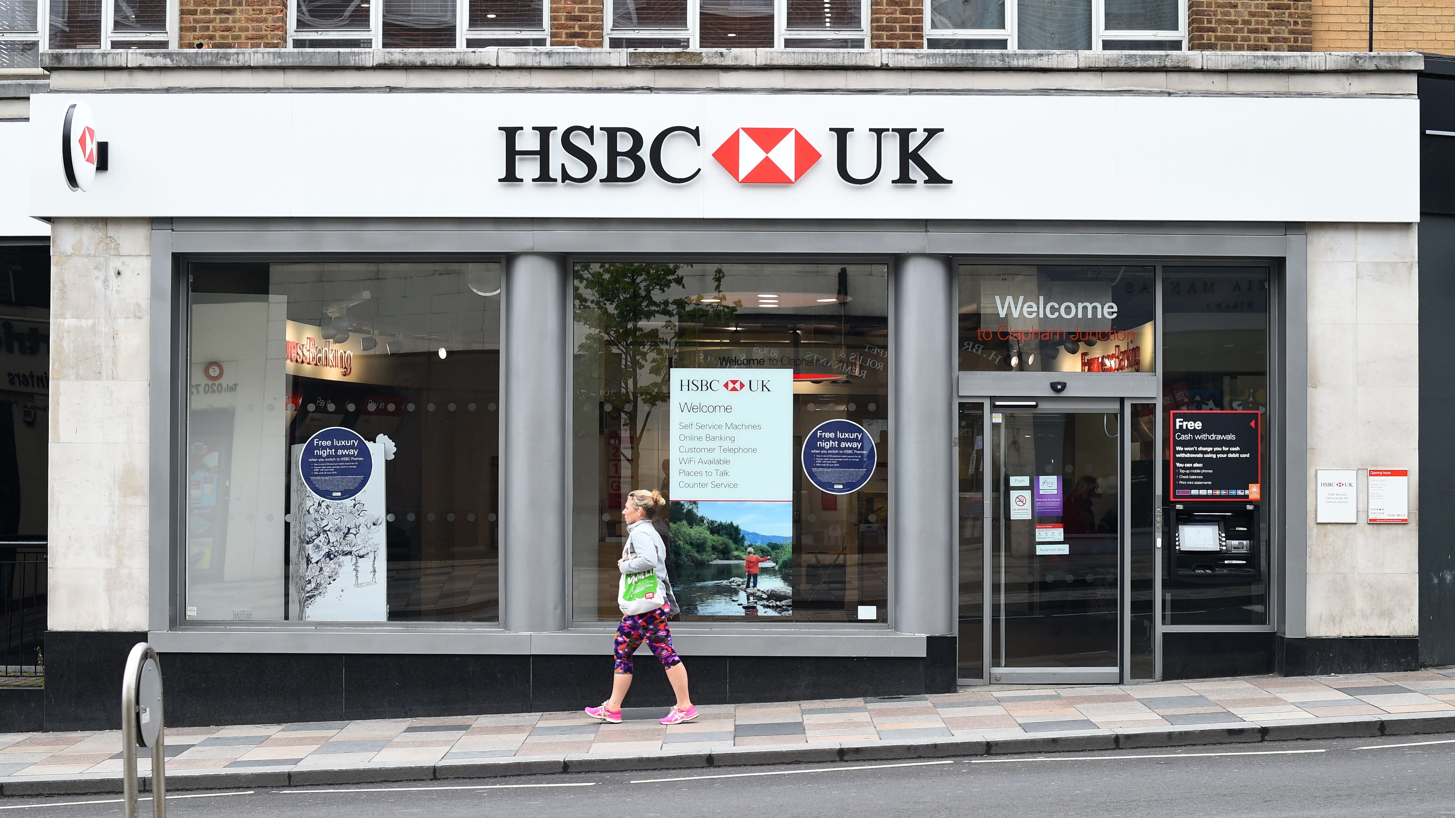 HSBC UK restarts physical property valuations