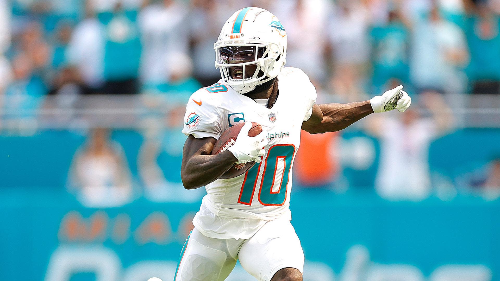 Tyreek Hill sets NFL record on 54-yard TD strike from Tua Tagovailoa in  historic day for Dolphins offense