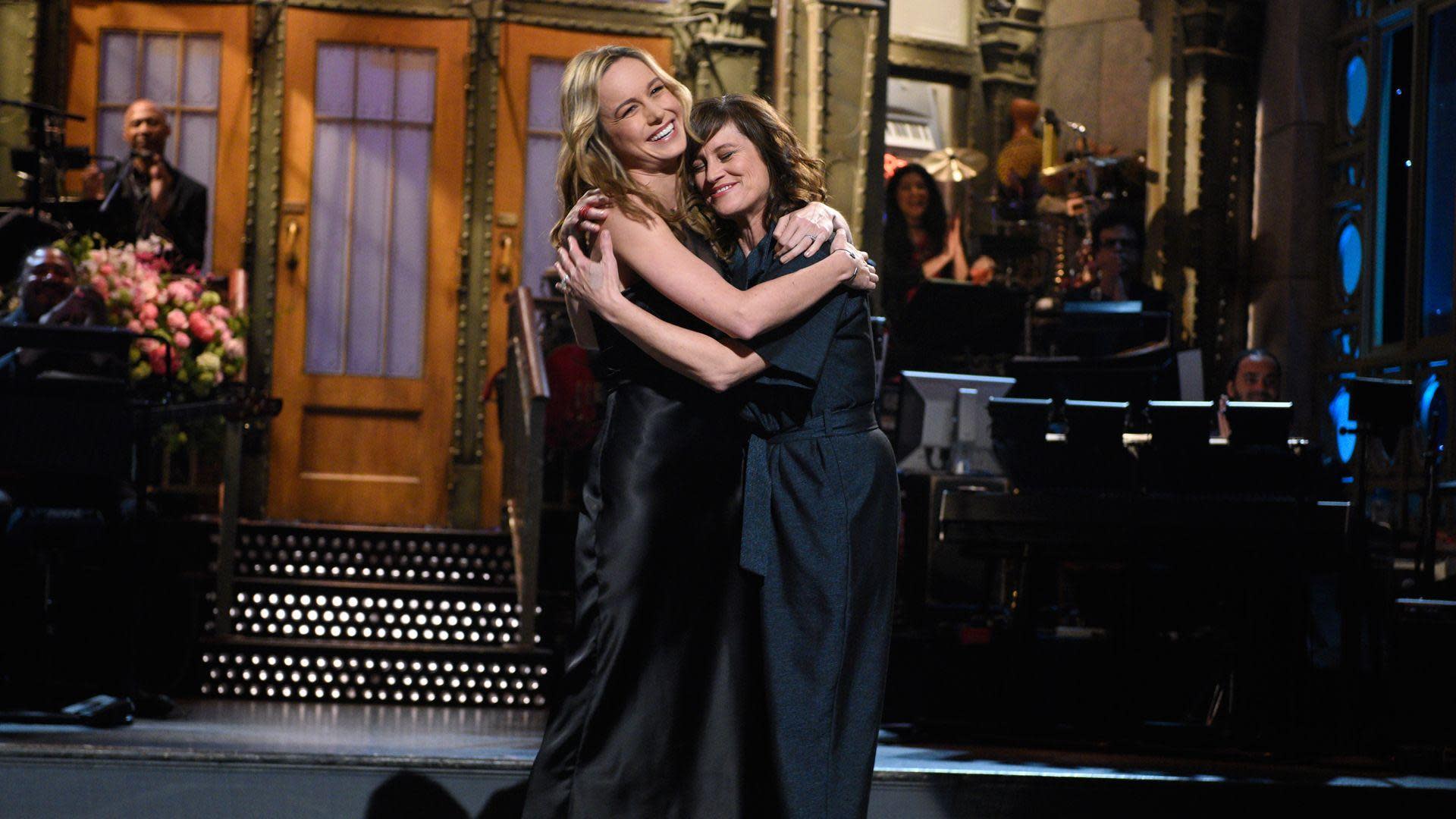 'SNL' Recap Brie Larson (And Her Mom) Wish You a Happy Mother's Day