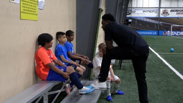 Alphonso Davies hosts soccer camp, inspires young players