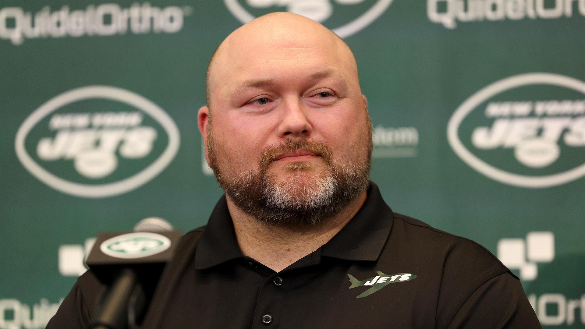 Jets GM Joe Douglas 'hopeful' that Breece Hall returning for Week 1 is a  'possibility'