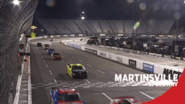 Rain delays Xfinity Series race at Martinsville Speedway