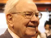 Warren Buffett Sold Apple and Paramount. Here's What He's Buying Instead.