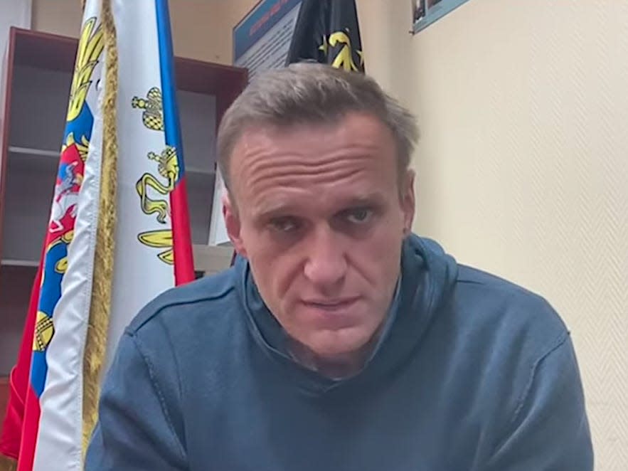 Jailed Putin critic Alexei Navalny says Russian troops killed a Ukrainian man be..