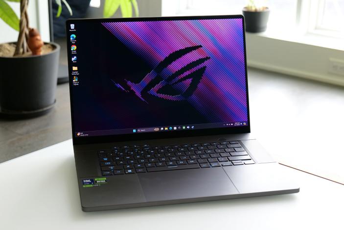 The ROG Zephyrus G16 is ASUS' larger and higher-performance gaming laptop, but thanks to its OLED display and a wealth of ports, it also makes for a great multimedia editing machine. 