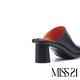 拖鞋 MISS 21 微酷個性撞色寬帶水台大方頭胖胖高跟拖鞋－黑 product thumbnail 4