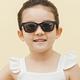 ALEGANT3-8歲遊樂時尚兒童專用輕量矽膠彈性太陽眼鏡│UV400偏光墨鏡│台灣品牌│6色 product thumbnail 2