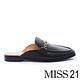 穆勒鞋 MISS 21 經典質感造型飾釦羊皮穆勒低跟拖鞋－黑 product thumbnail 3