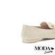 低跟鞋 MODA Luxury 經典知性菱格紋羊皮樂福低跟鞋－白 product thumbnail 4