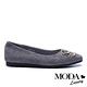 (季末換季出清)低跟鞋 MODA Luxury 摩登SB字母飾釦麂皮尖頭低跟鞋－灰 product thumbnail 3