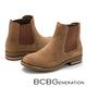 BCBGeneration 曼哈頓經典 麂皮金屬線條短筒靴-棕色 product thumbnail 6