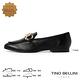 Tino Bellini 巴西進口時尚金屬感串鍊牛皮樂福鞋-黑 product thumbnail 3