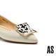 低跟鞋 AS 輕奢時髦石紋金屬方釦羊麂皮尖頭低跟鞋－白 product thumbnail 6