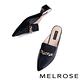 穆勒鞋 MELROSE 質感率性金屬飾釦漆皮拼接尖頭低跟穆勒拖鞋－藍黑 product thumbnail 5
