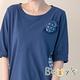 betty’s貝蒂思　鳳梨胸針拼接T-shirt (藍色) product thumbnail 6