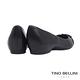 Tino Bellini 巴西進口小圓釘內增高平底鞋 _黑 product thumbnail 5