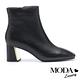 短靴 MODA Luxury 簡約復古品味方頭鍍金屬粗高跟短靴－黑 product thumbnail 3