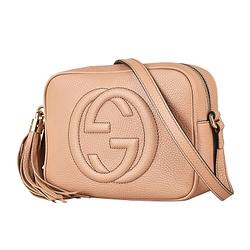 GUCCI SOHO系列浮雕雙G LOGO 牛皮流蘇拉鍊斜背包(駝色/小)