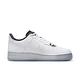 NIKE WMNS AIR FORCE 1 07 SE 女休閒運動鞋-白-DX6764100 product thumbnail 2