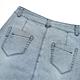 ILEY伊蕾 率性水洗車線造型五分牛仔褲(淺藍色；M-XL)1232338504 product thumbnail 3