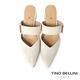 Tino Bellini 尖頭V口牛漆皮寬帶釦環粗跟穆勒鞋-米白 product thumbnail 4