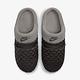 Nike Burrow SE [DQ0668-200] 男 拖鞋 休閒 絨布菱格紋 保暖 舒適 居家 室內外 穿搭 黑灰 product thumbnail 6