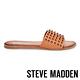 STEVE MADDEN FARRYN  帥氣皮革鉚釘一字拖鞋-棕色 product thumbnail 3