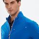 【Lynx Golf】男款防潑水隱形拉鍊胸袋設計長袖薄外套-藍色 product thumbnail 6
