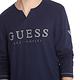 GUESS-男裝-LOGO印字V領長袖上衣-深藍 原價2490 product thumbnail 5