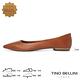 Tino Bellini 巴西進口法式簡約雙色拼接尖頭平底鞋-米 product thumbnail 3