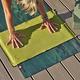 【Manduka】eQua Hand Towel 瑜珈手巾 - Anise (濕止滑) product thumbnail 5