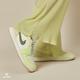 Nike Air Jordan 1 Low 女鞋 綠白色 喬丹 經典 穿搭 低筒 運動 休閒鞋 FD9906-131 product thumbnail 4