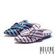 拖鞋 HELENE SPARK 復古時尚鑲鑽別針造型條紋緞布低跟穆勒拖鞋－深藍 product thumbnail 7