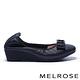 低跟鞋 MELROSE 舒適時尚質感織帶飾釦沖孔牛皮楔型低跟鞋－黑 product thumbnail 3