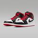 Nike Jordan 1 Mid Gym Red 男鞋 黑紅色 黑腳趾 中筒 喬丹 經典 休閒鞋 DQ8426-106 product thumbnail 2