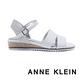 ANNE KLEIN-NADINA 簡約輕鬆 寬帶後繫交叉帶草編楔型涼鞋-白色 product thumbnail 3