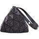 三宅一生BAOBAO ISSEY MIYAKE Diamond Matte黑色三角形手挽包 product thumbnail 3