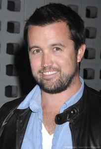 American actor Rob McElhenney apologises for butchering the