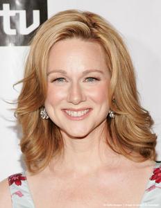 Laura Linney: Credits, Bio, News & More