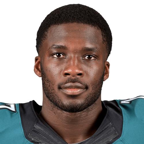 Patriots' Nelson Agholor pleads for play to stop as DeVante Parker looked  dazed after catch