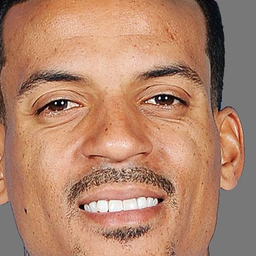 Matt Barnes spits on his fiancee's ex-husband before Sunday's 49ers-Cowboys  NFL playoff game